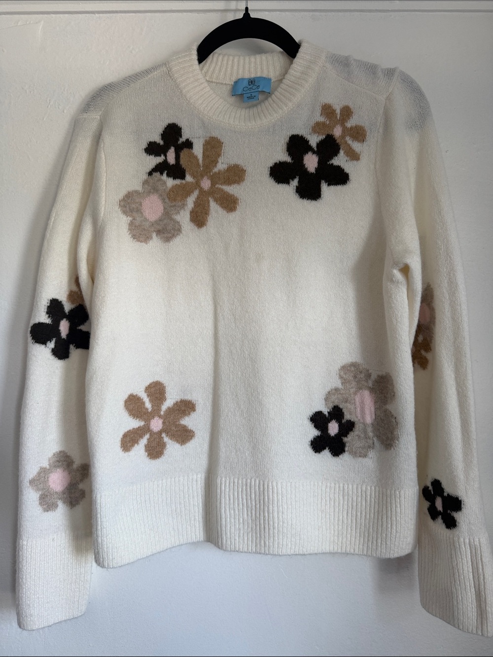 CeCe Cream Crewneck Sweater with Floral Intarsia